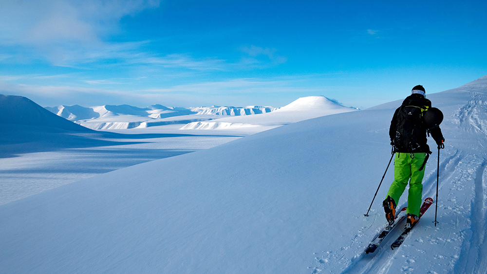 Ski trips on Svalbard