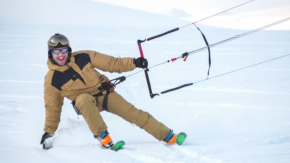 Snow-kiting