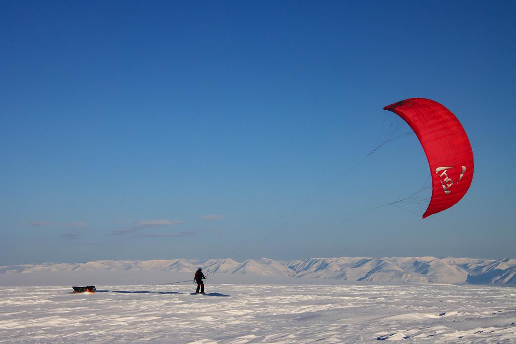 Wind kiting in the Arctic